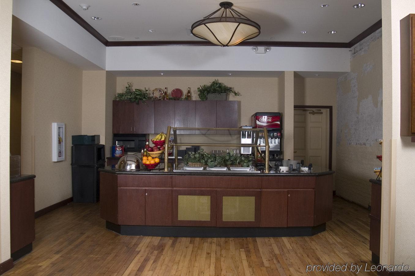 Staybridge Suites Savannah Historic District By Ihg Restoran foto