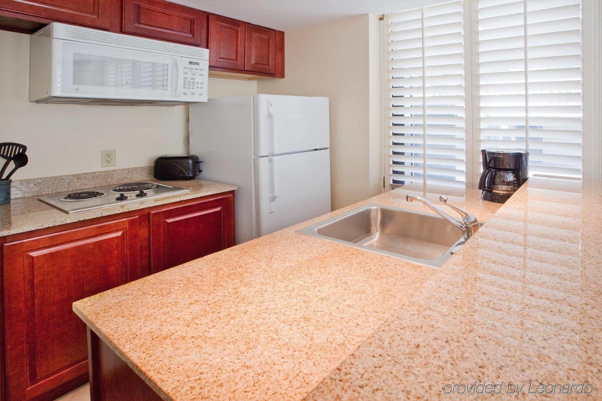 Staybridge Suites Savannah Historic District By Ihg Ruang foto